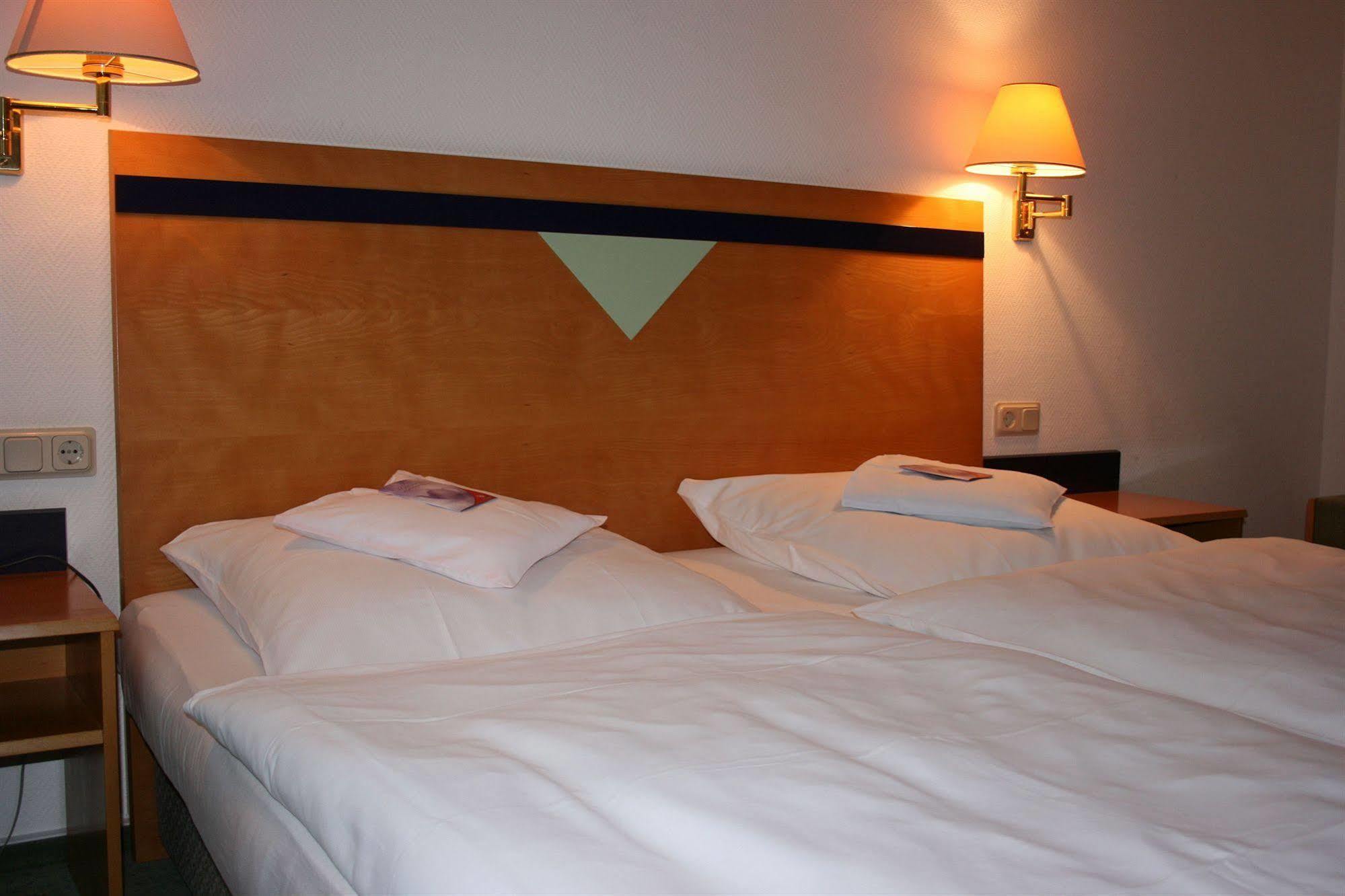 Parkhotel היטזאקר מראה חיצוני תמונה